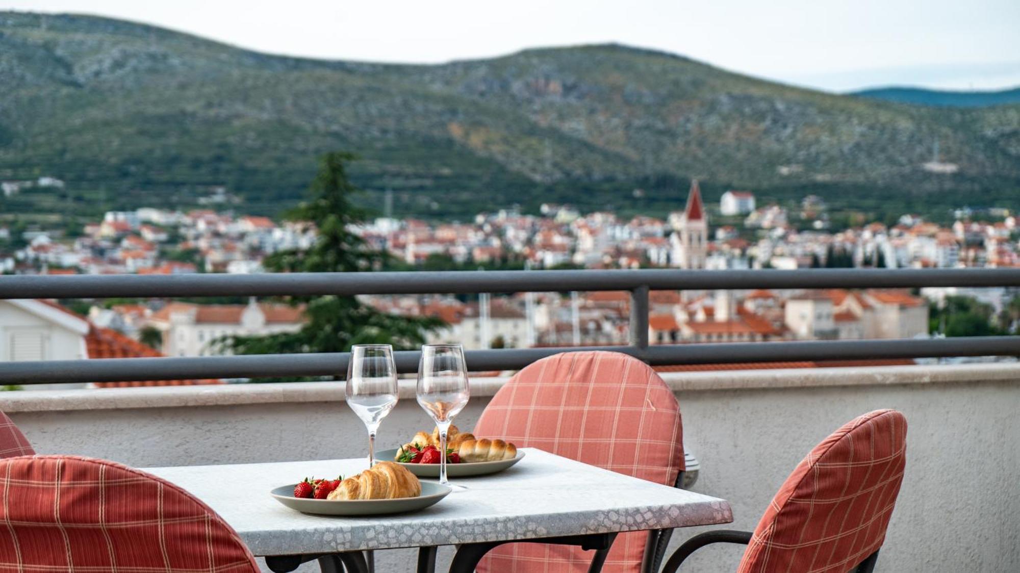 Apartments Kudelik Trogir Luaran gambar