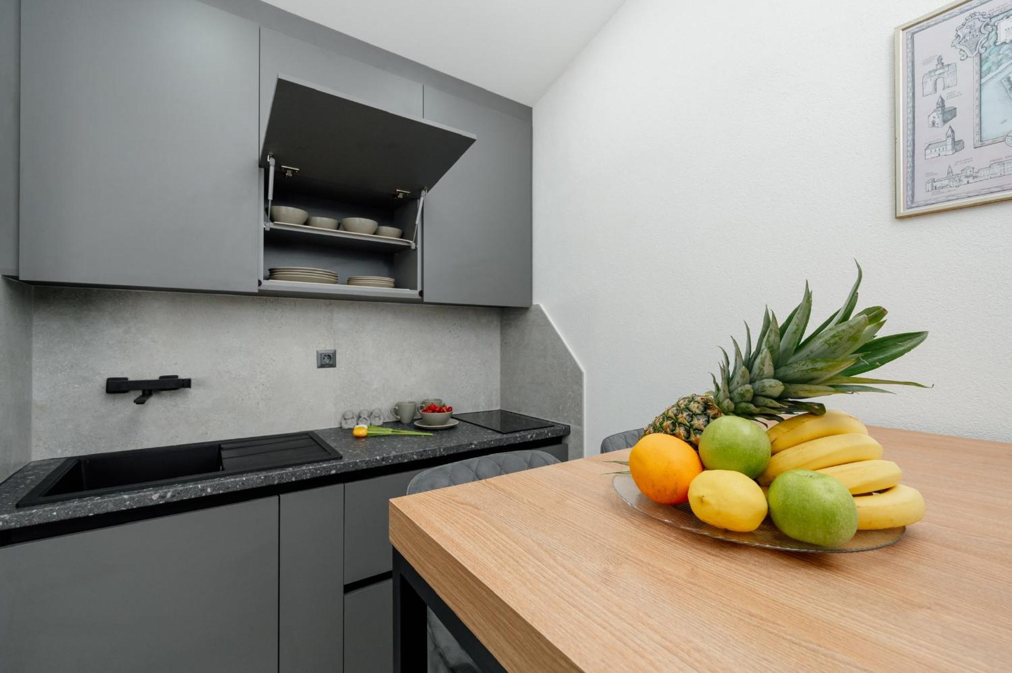 Apartments Kudelik Trogir Luaran gambar