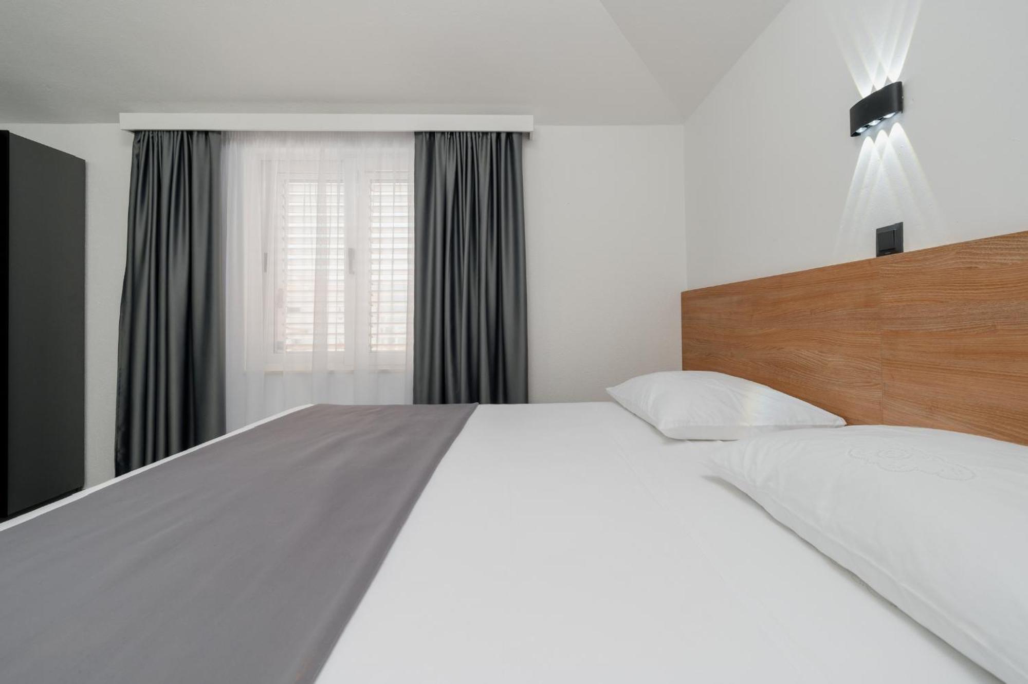 Apartments Kudelik Trogir Luaran gambar