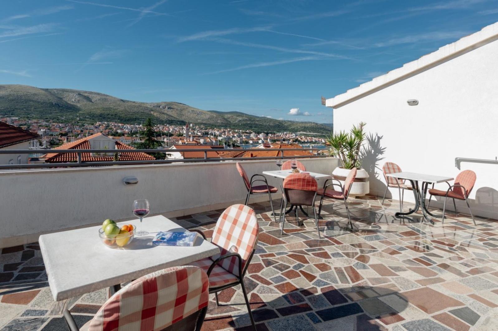 Apartments Kudelik Trogir Luaran gambar